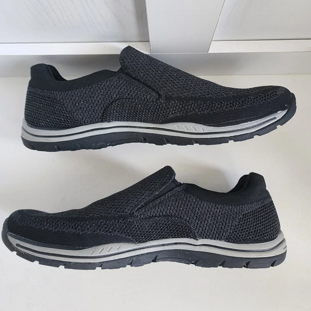Skechers Men's Size 14  Relaxed Fit Expected Gomel Casual Slip-on Black Sneaker
